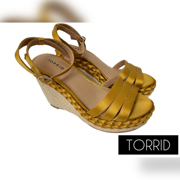 torrid Shoes - TORRID Mastered Satin Braid Espadrille Platform Wedge Shoes Size 7